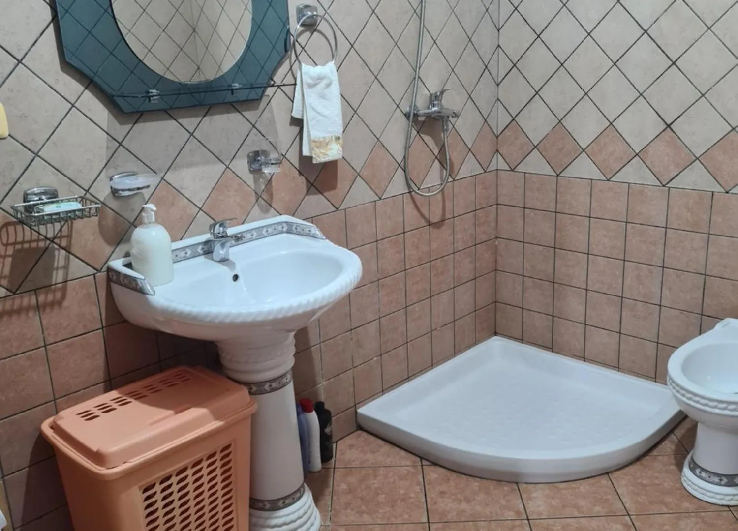 Homestay Skynstone Villa Albania